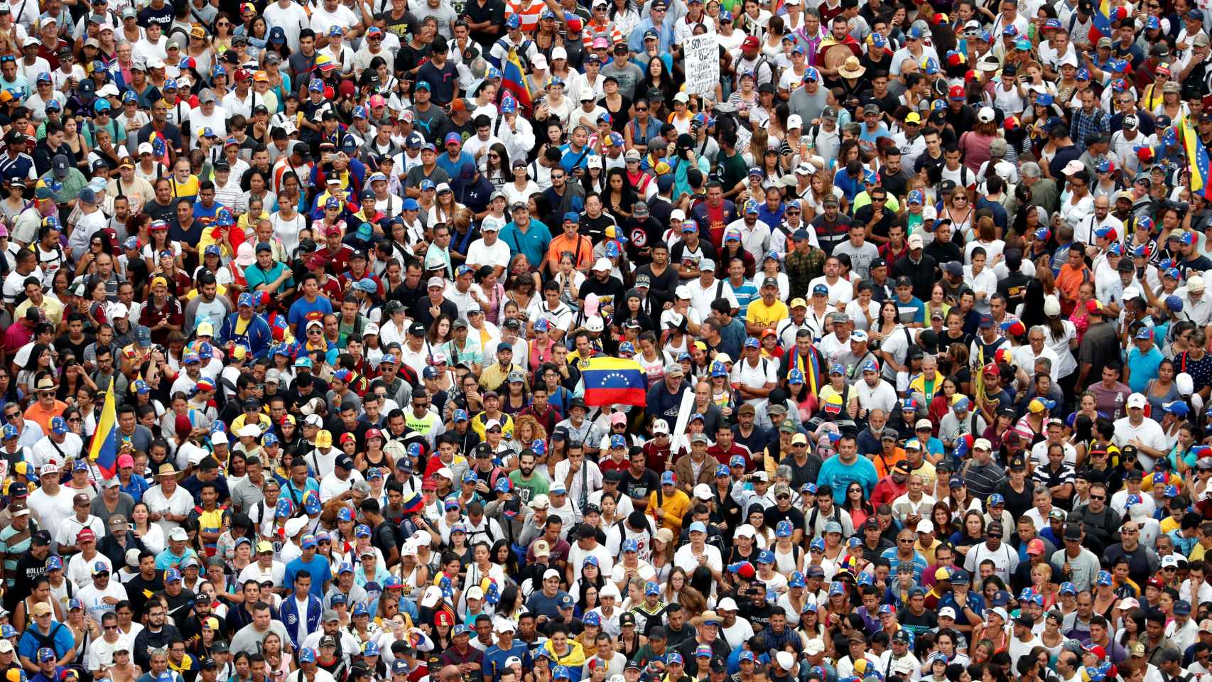 Multitudinaria protesta en Caracas contra el régimen de Maduro.