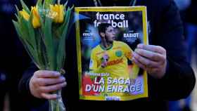 Emiliano Sala en la portada de France Football