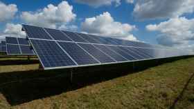 Paneles solares más eficientes gracias a 'nanocolorantes' industriales