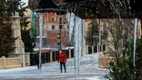 Vista del centro de la ciudad de Teruel, cubierto de nieve y hielo. Antonio García / EFE