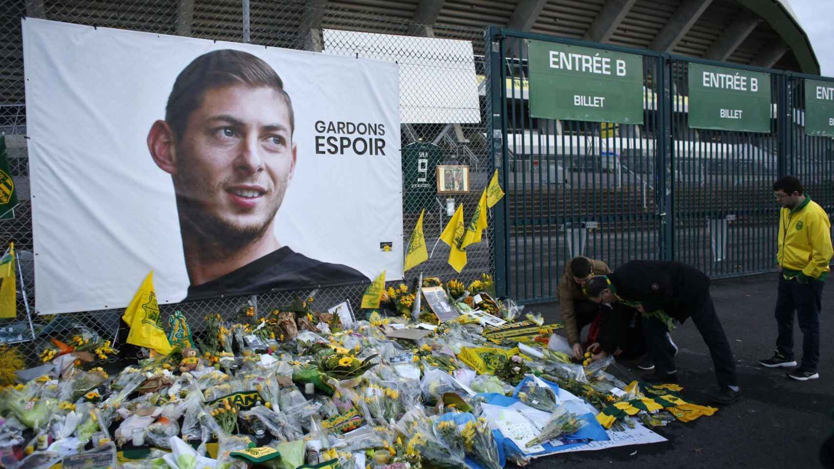 El homenaje en el estadio del Nantes a Emiliano Sala