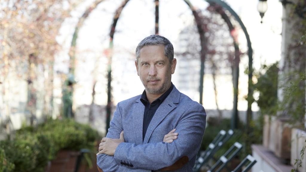 El escritor argentino Guillermo Martínez.