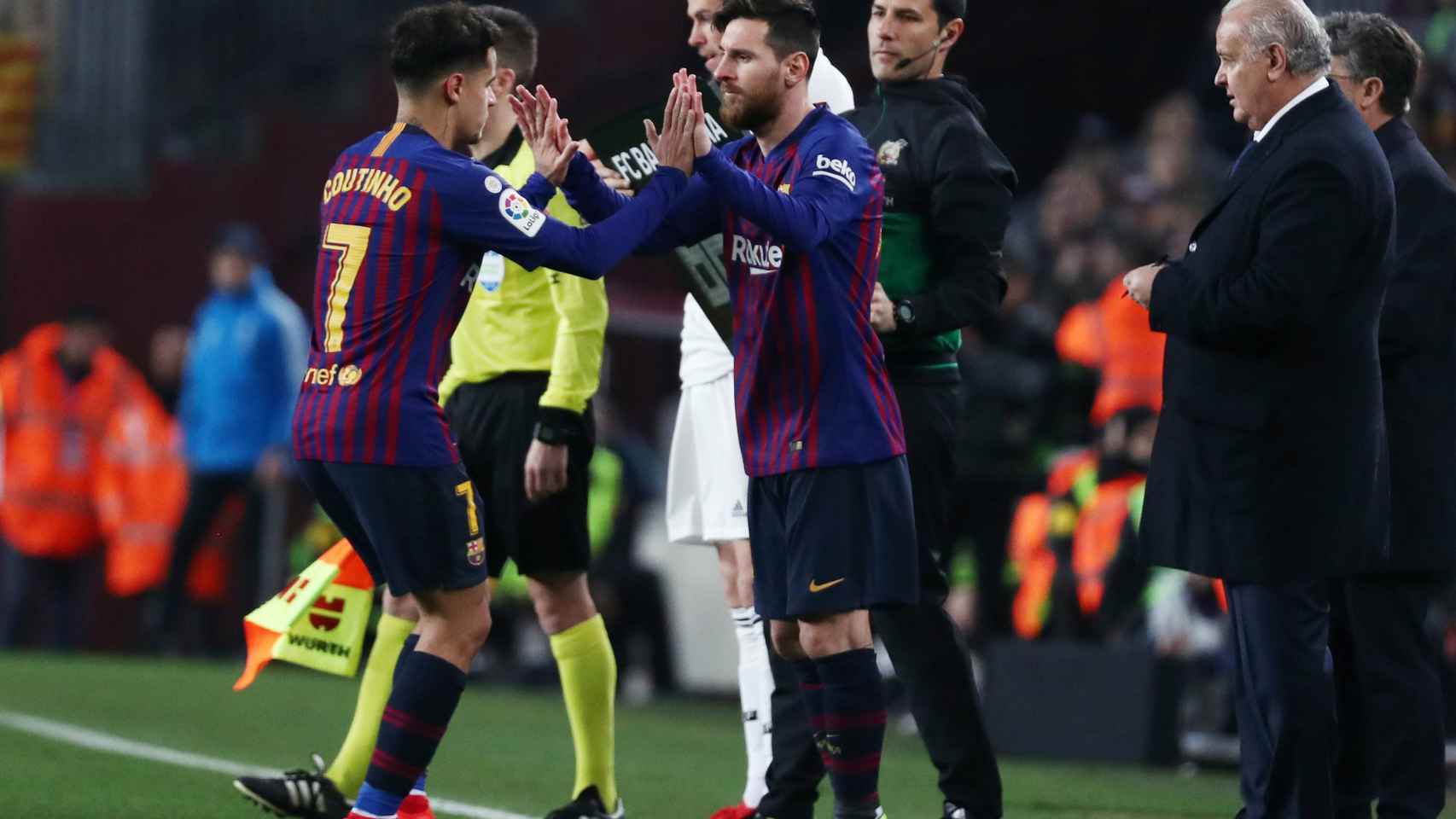 Leo Messi sustituye a Coutinho en El Clásico