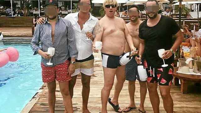 Charly en una de sus fiestas en Nikky Beach donde se gastó miles de euros.