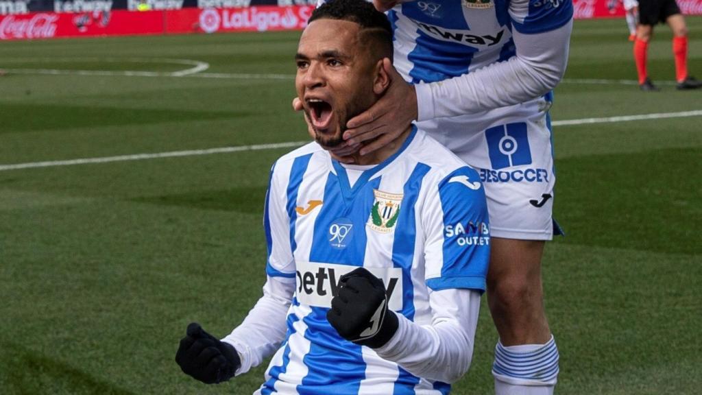 En-Nesyri, celebran uno de sus goles