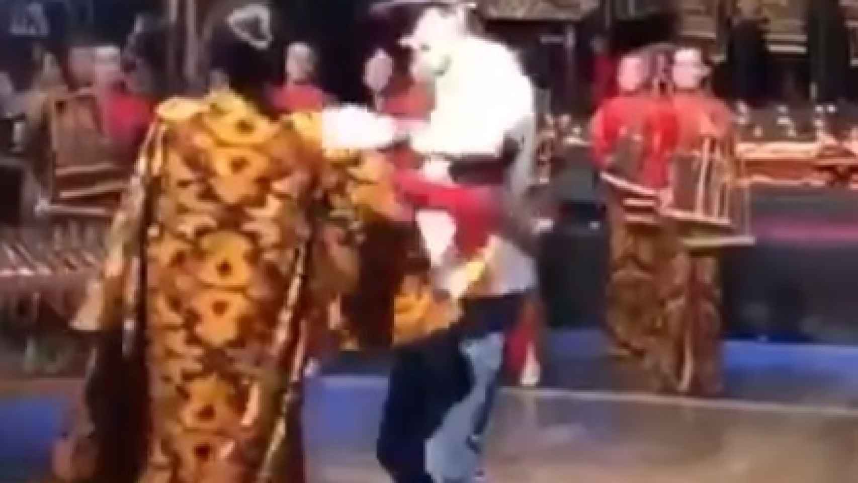 Márquez bailando 'Despacito' en Indonesia