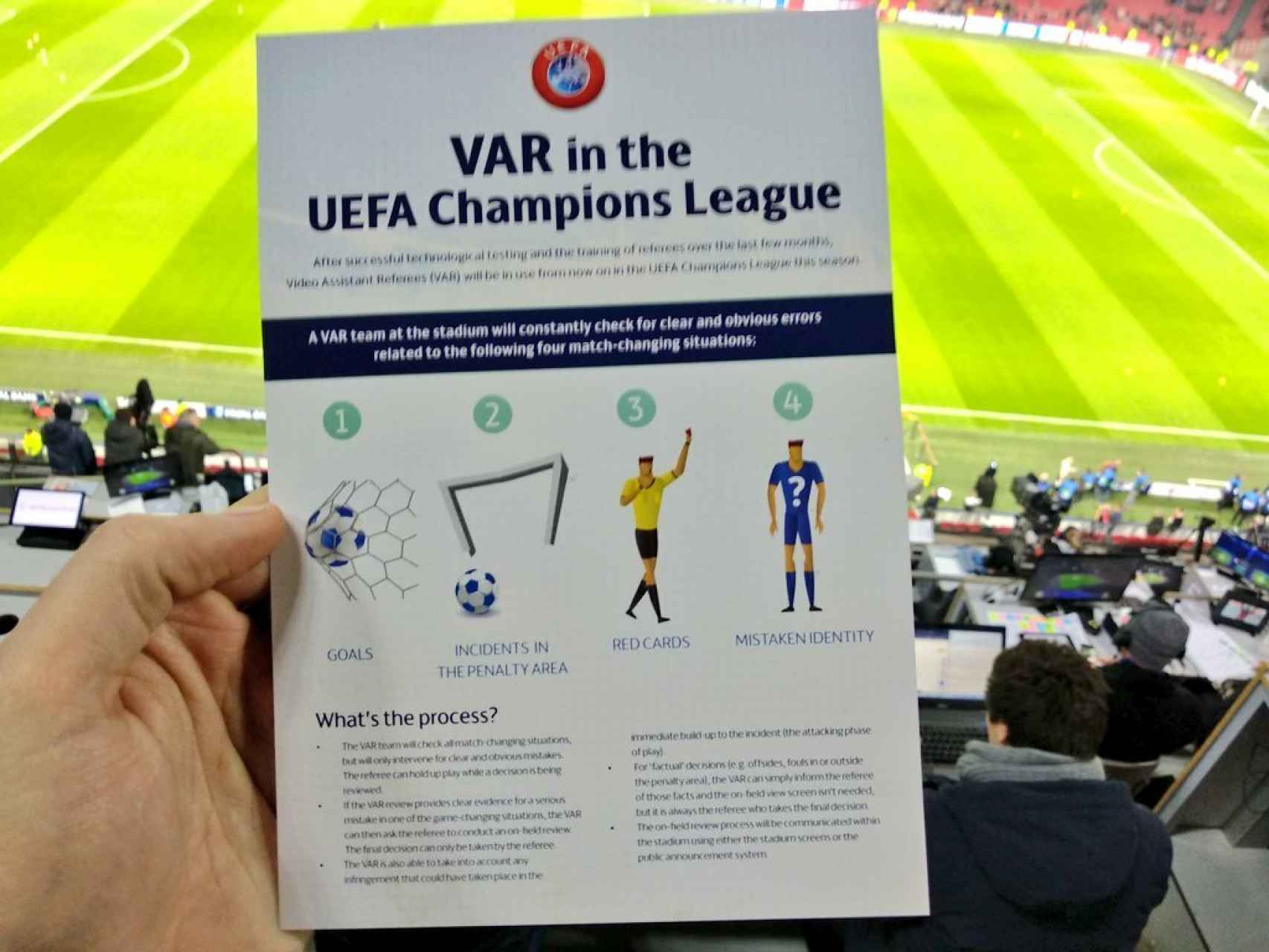 El VAR en la Champions League. Foto: Twitter (@Forjanes_AS)
