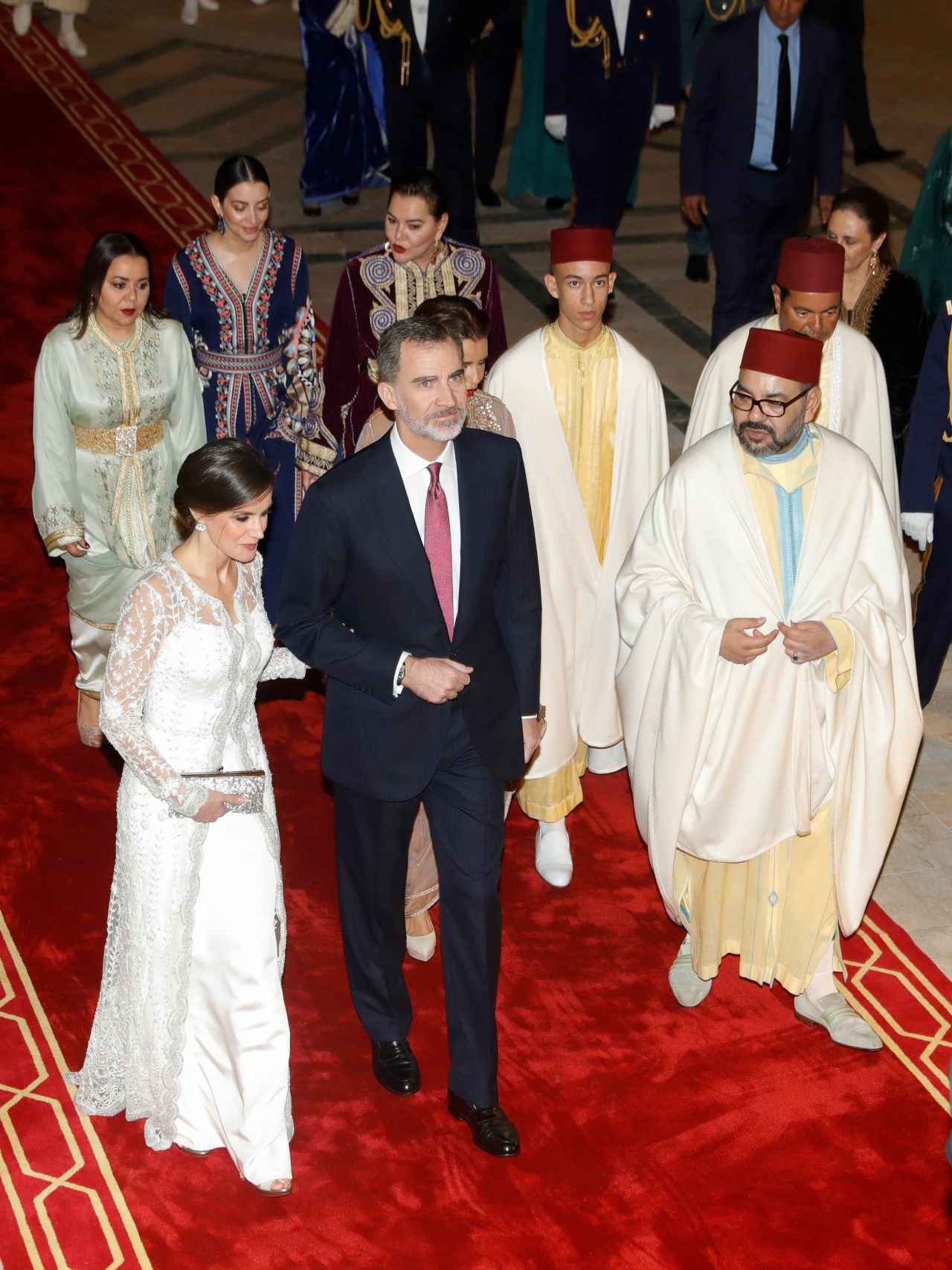 Los reyes de España con la Familia Real de Marruecos en Rabat.
