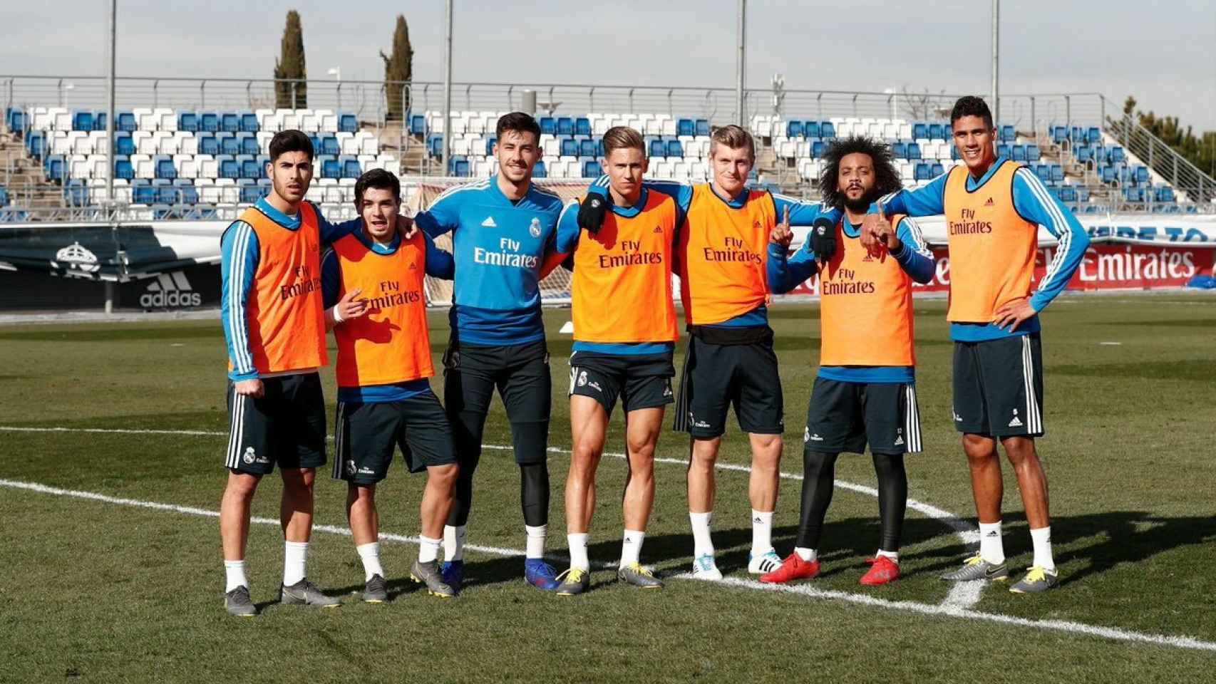 Altube, en un entrenamiento junto al primer equipo del Real Madrid. Foto: Twitter (@diego_altube)