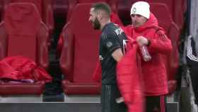 Karim Benzema, deja el campo lesionado
