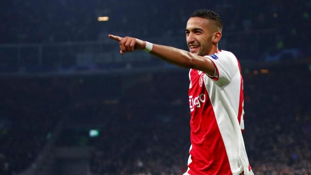 Hakim Ziyech celebra su gol al Real Madrid