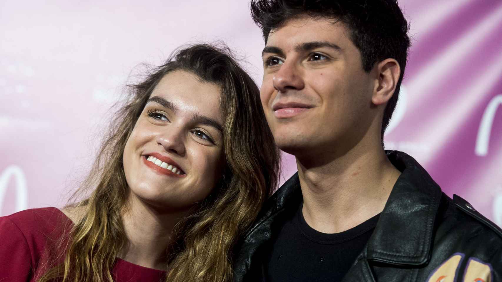 Amaia Romero y Alfred García en un evento promocional previo a Eurovisión 2018.
