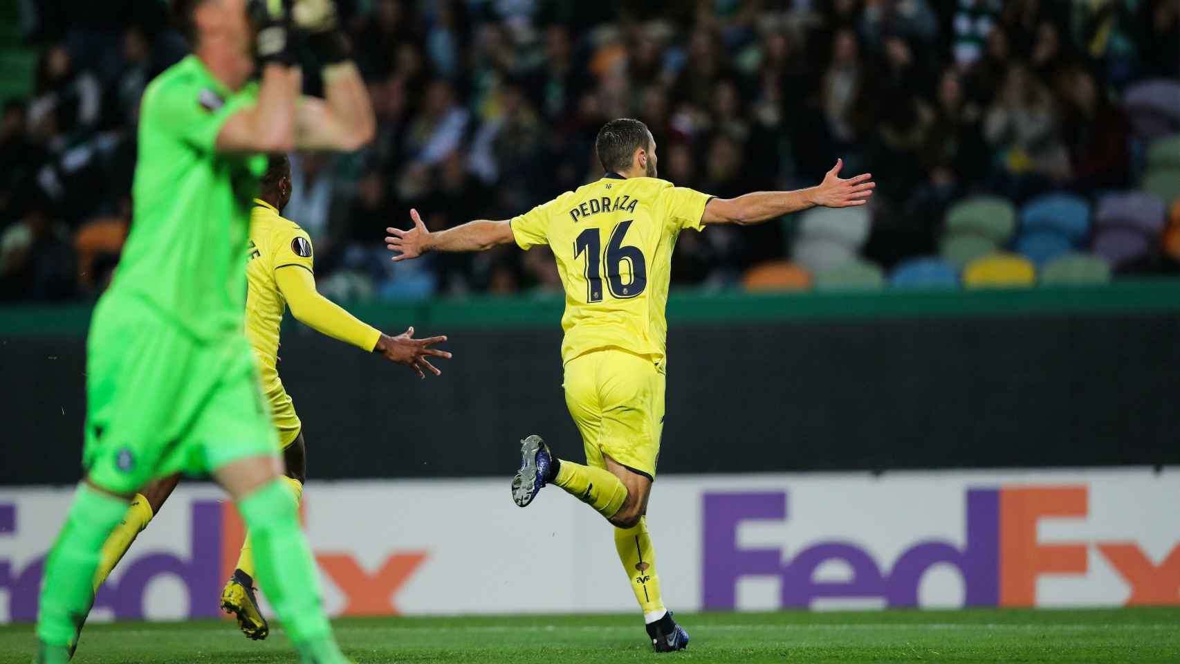 Alfonso Pedraza celebra su gol en el partido de Europa League entre el Sporting de Portugal- Villarreal