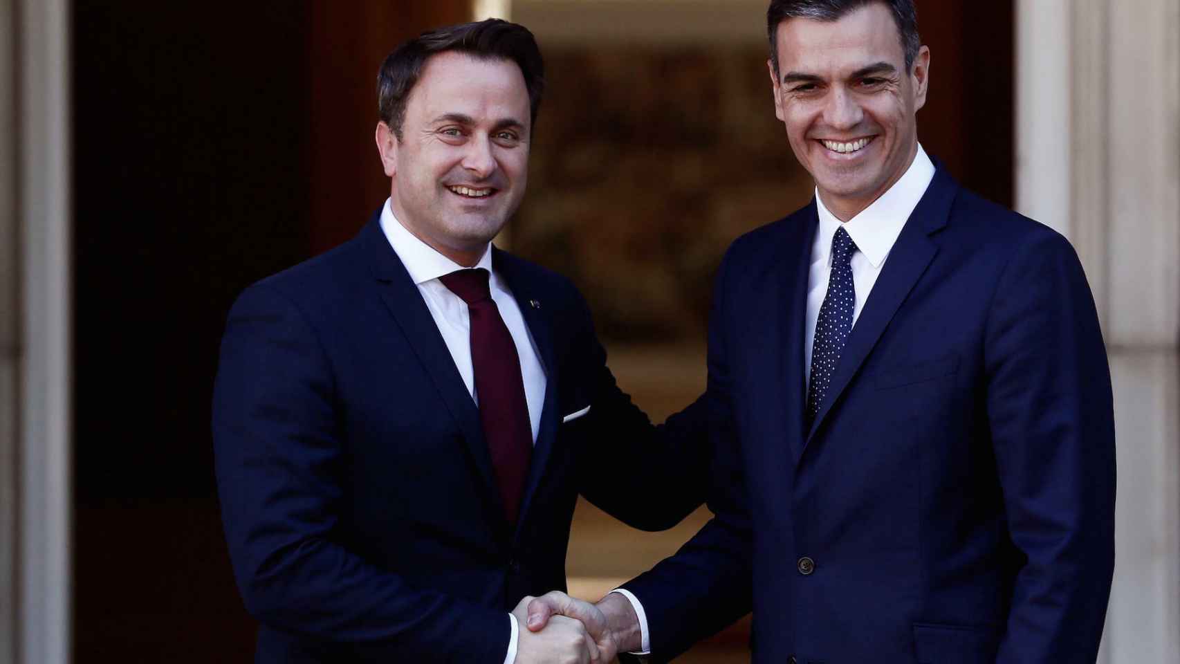 El presidente del Gobierno, Pedro Sánchez, este jueves con el primer ministro de Luxemburgo