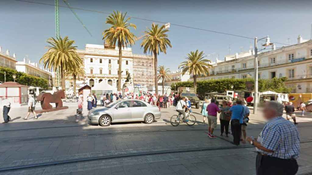 Plaza del Rey de Cádiz, donde tuvieron lugar los hechos.