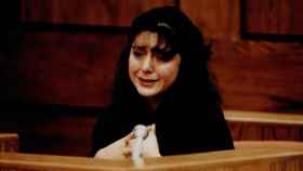 Lorena Bobbitt llorando en su juicio.