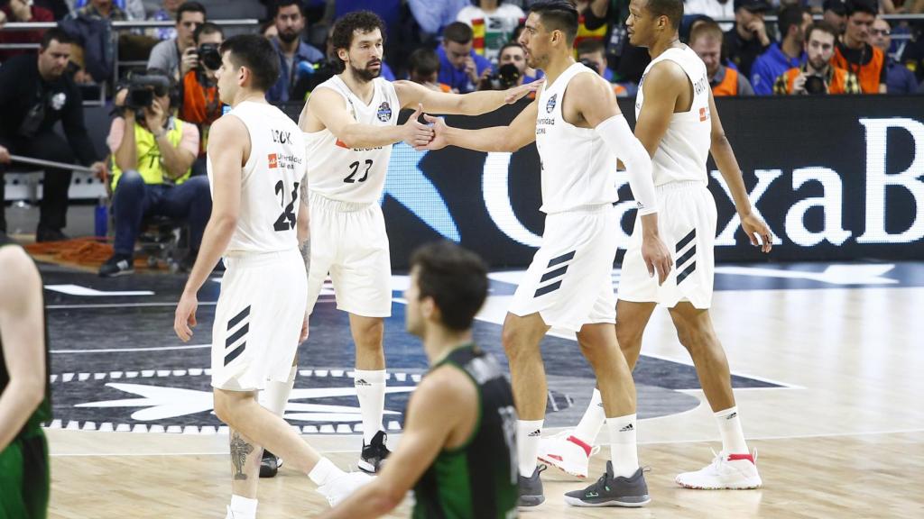 El Real Madrid, antes del comienzo del partido
