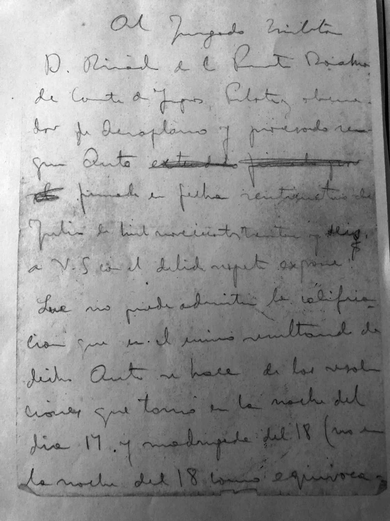 Primera página del escrito de Ricardo de la Puente ante el tribunal militar que le condenó a muerte.