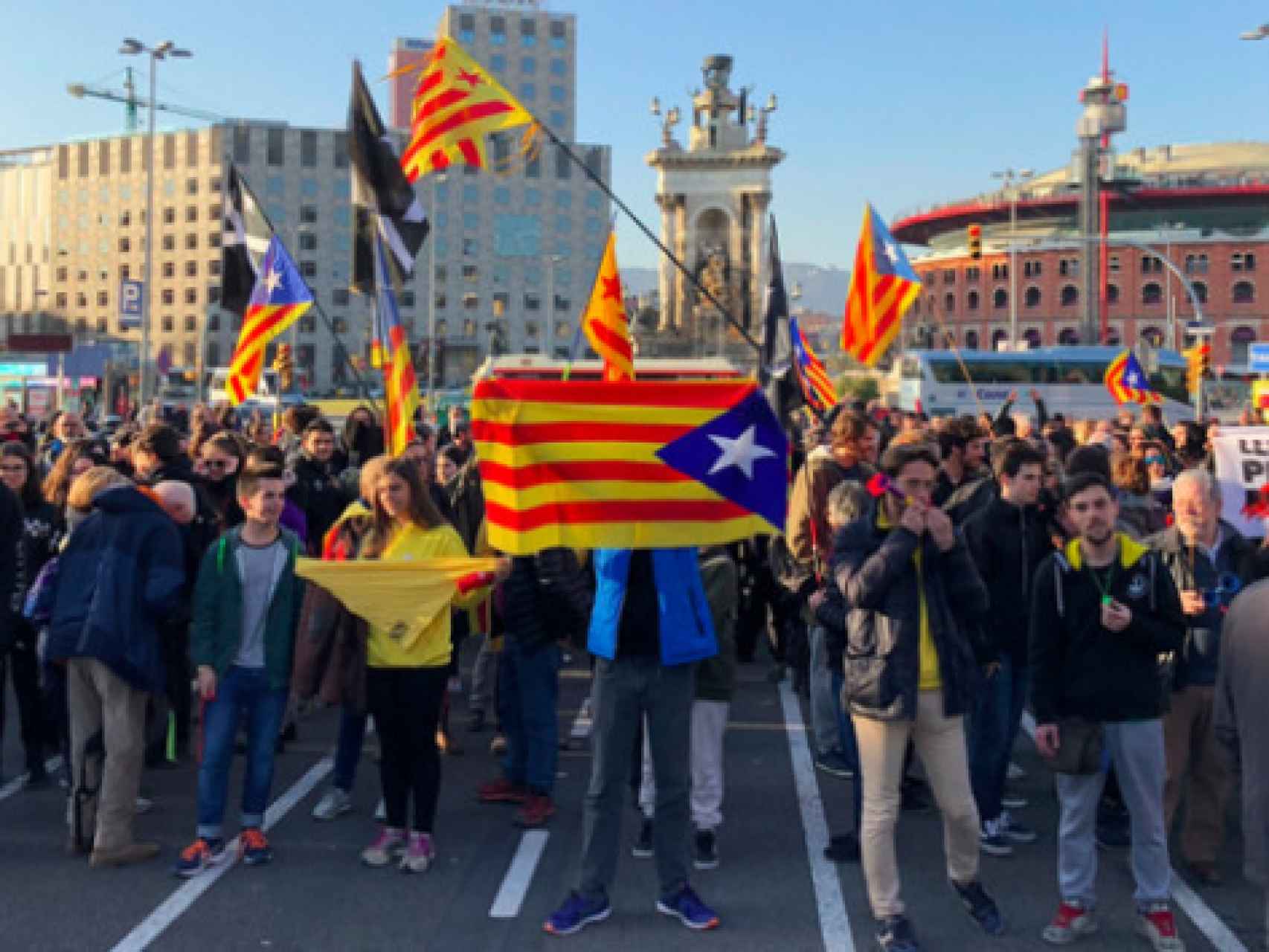Imagen de la manifestación de los CDR contra el rey Felipe VI en Barcelona.