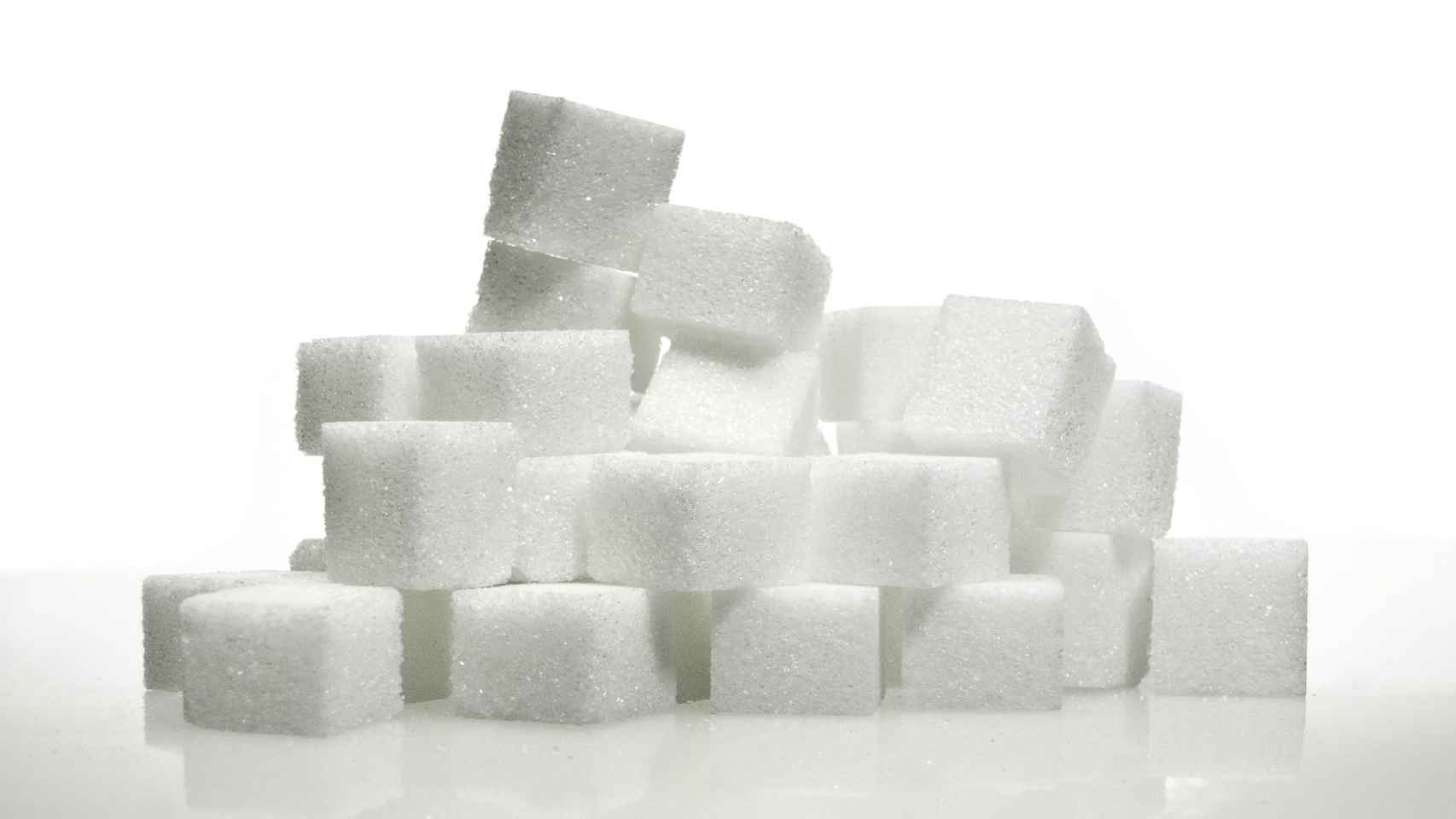 No se puede recomendar una cantidad mínima de azúcar