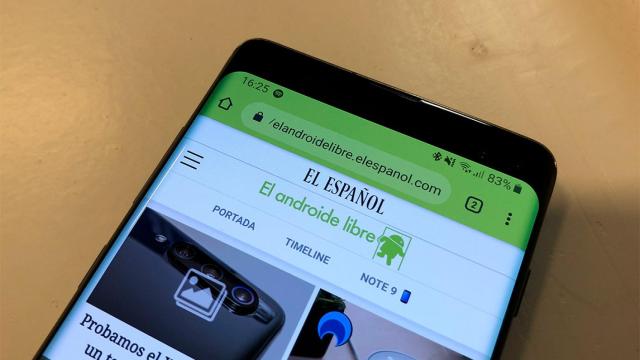 Cómo ocultar el agujero de la cámara frontal del Galaxy S10