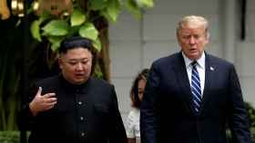 Kim Jong-un y Donald Trump, durante su última reunión en Hanói.