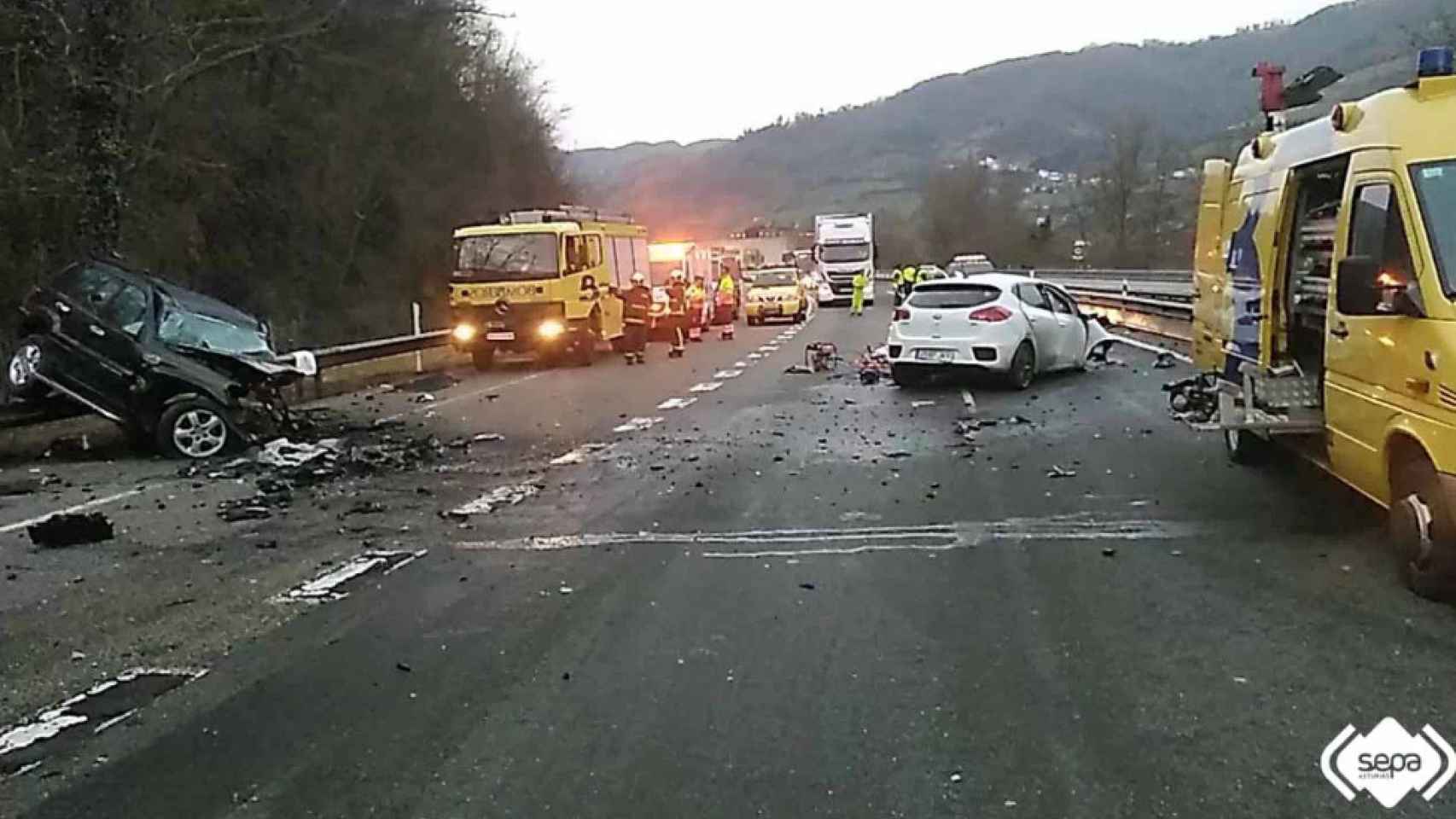 Imagen del accidente en Lena (Asturias).