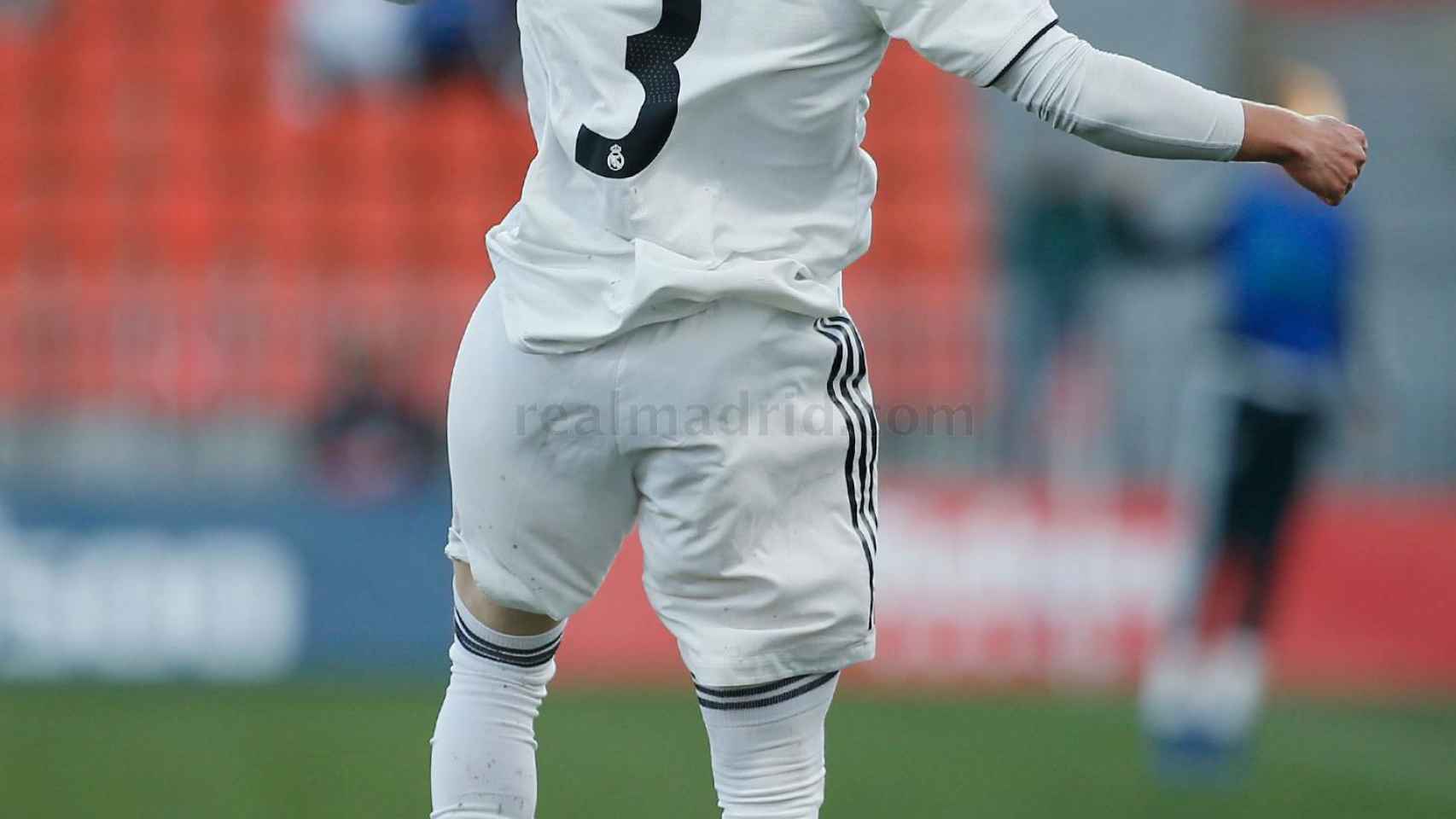 Fran García celebra su gol en el Atlético de Madrid - Real Madrid Juvenil A de la UEFA Youth League
