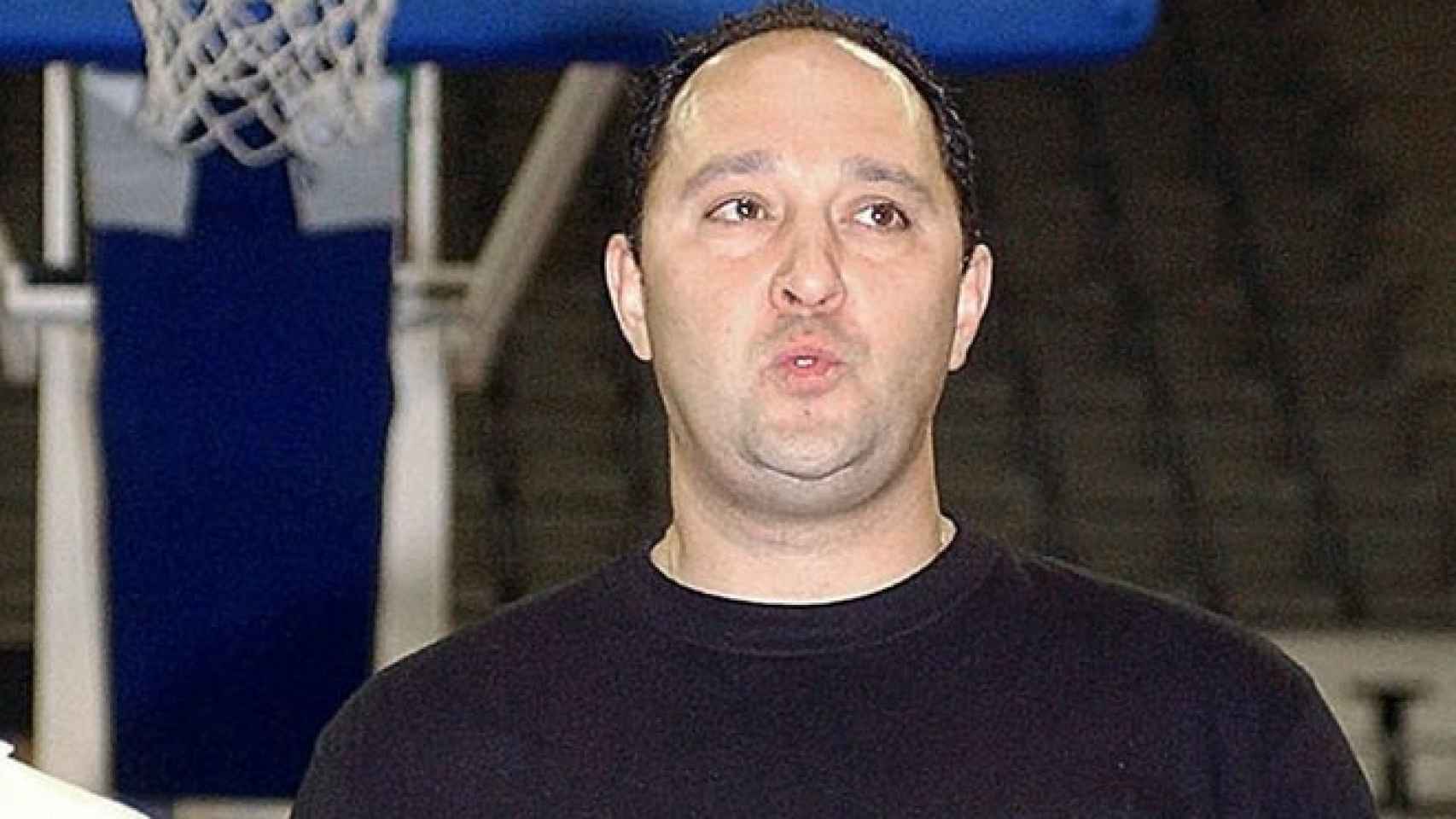 El exjugador profesional de baloncesto, Aitor Zárate, a quien acusan de estafa.