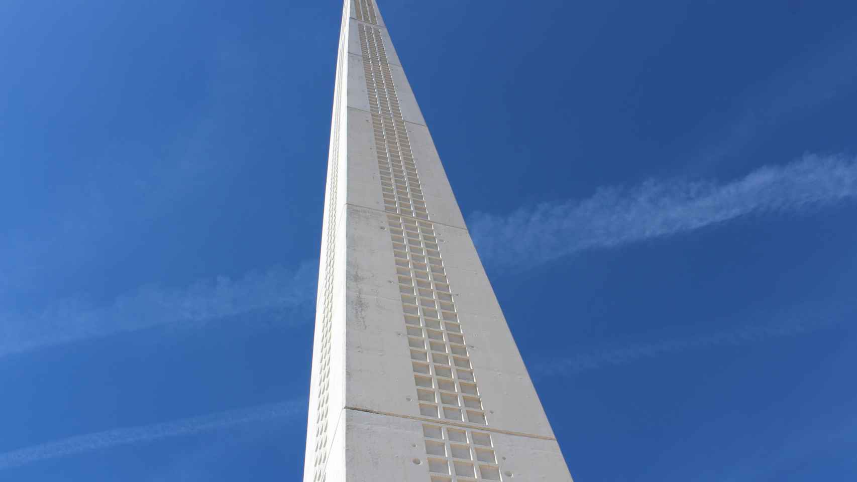 Obelisco dedicado a Concha.