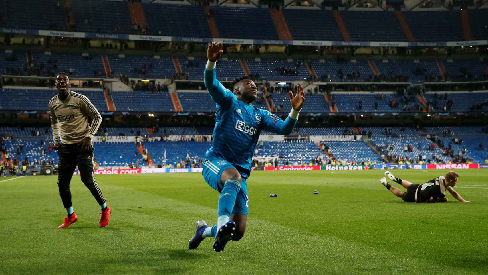 Onana, celebrando la eliminación del Madrid en Champions