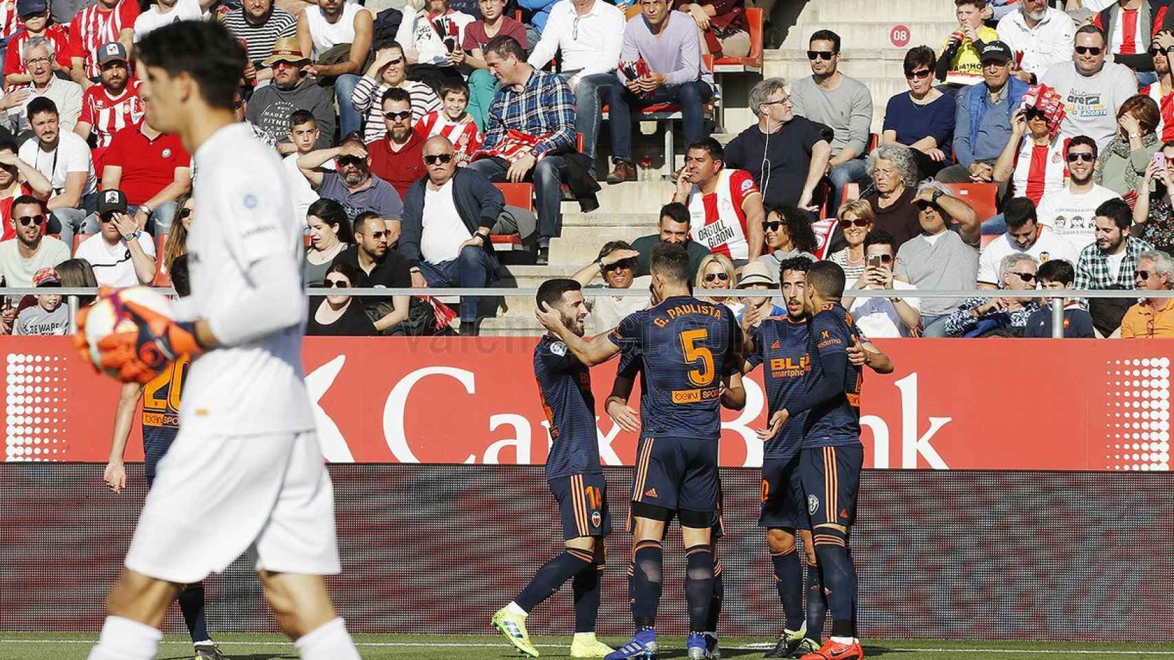 Los jugadores del Valencia celebran uno de los goles. Twitter: (@valenciacf)