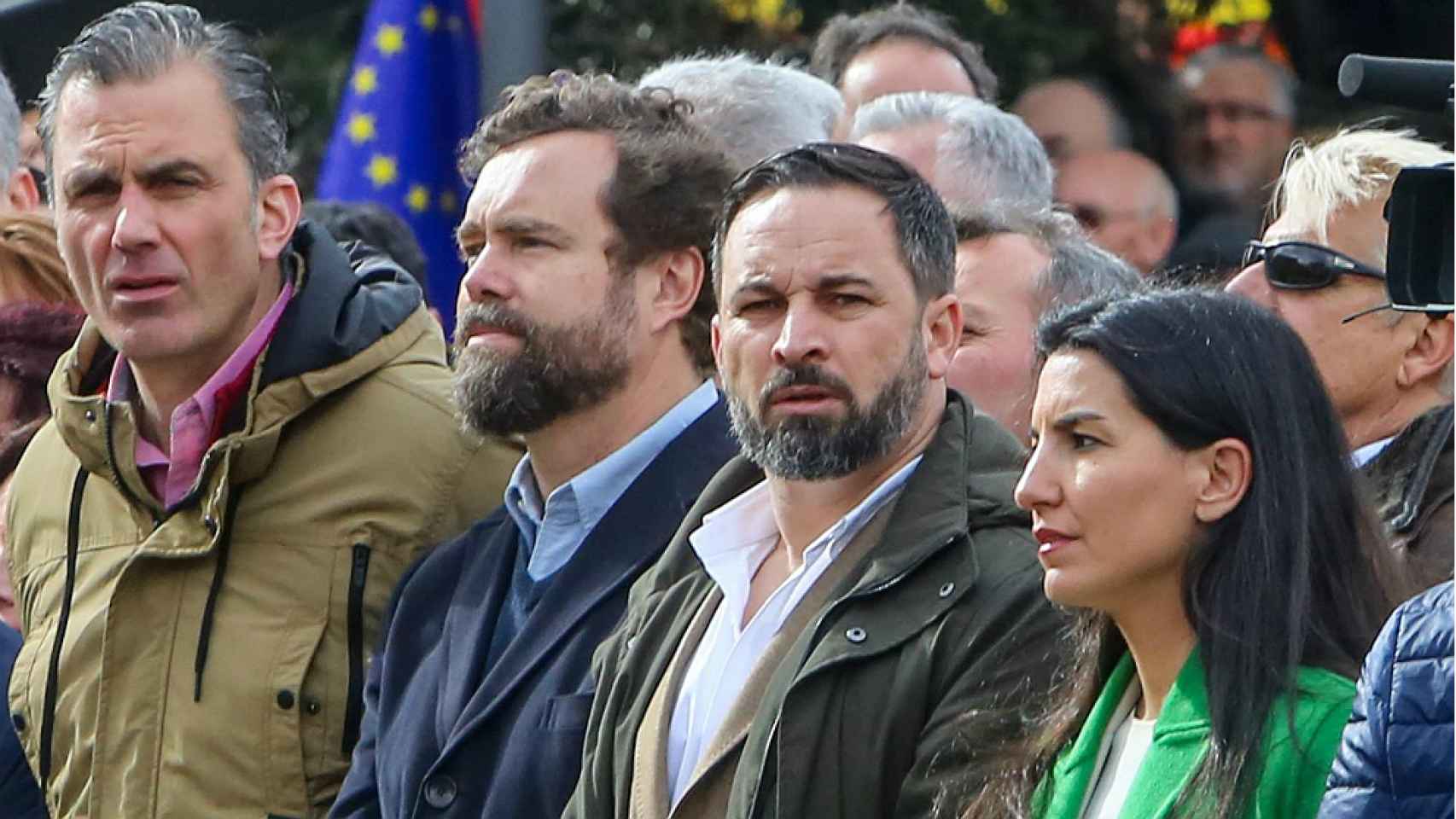 Rocío Monasterio, líder de Vox en Madrid, junto a Santiago Abascal, Espinosa de los Monteros y Javier Ortega.