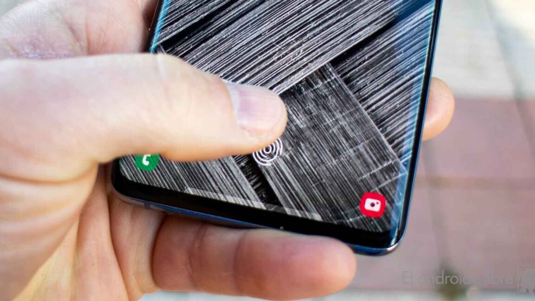 Cómo mejorar el desbloqueo por huella dactilar en los Samsung Galaxy S10