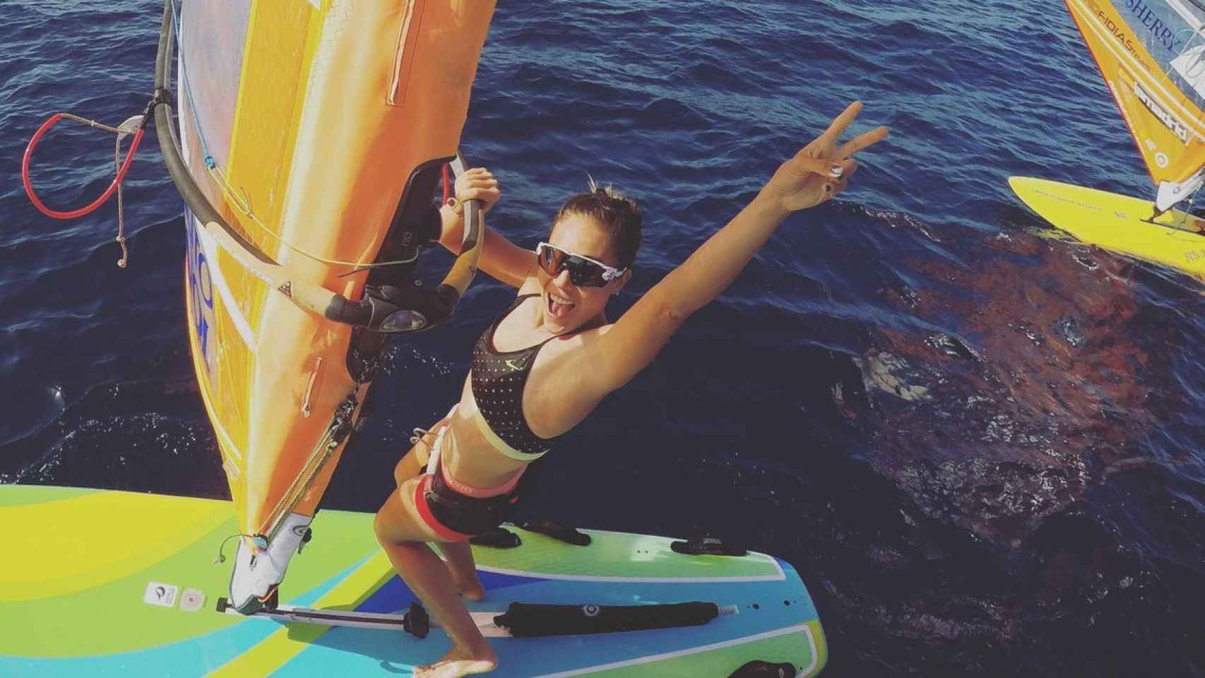 Blancha Manchón, windsurfista española. Foto: Twitter (@blancamanchon)