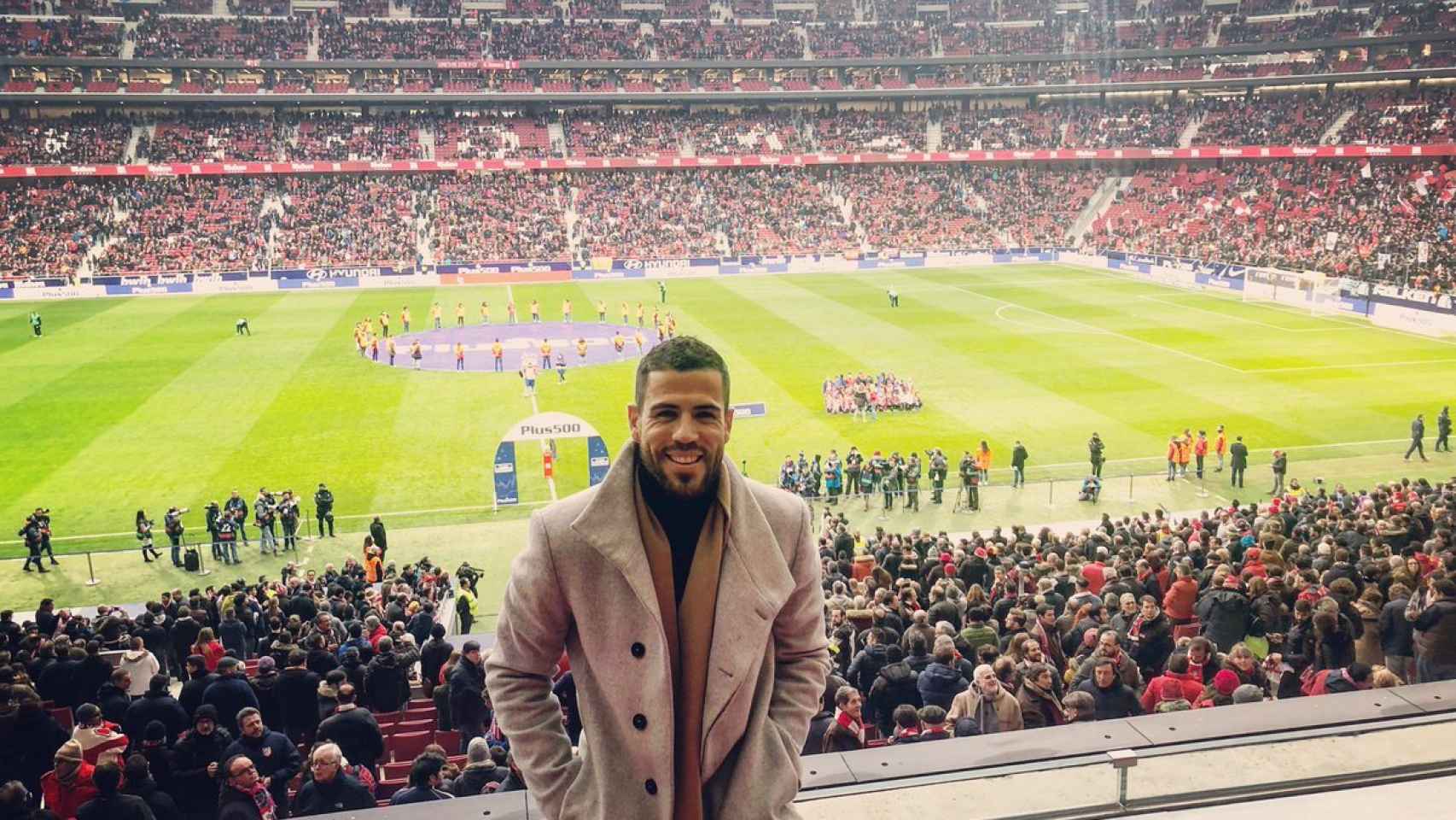 Álvaro Domínguez en el Wanda Metropolitano. Foto: Twitter (@Adominguez15)