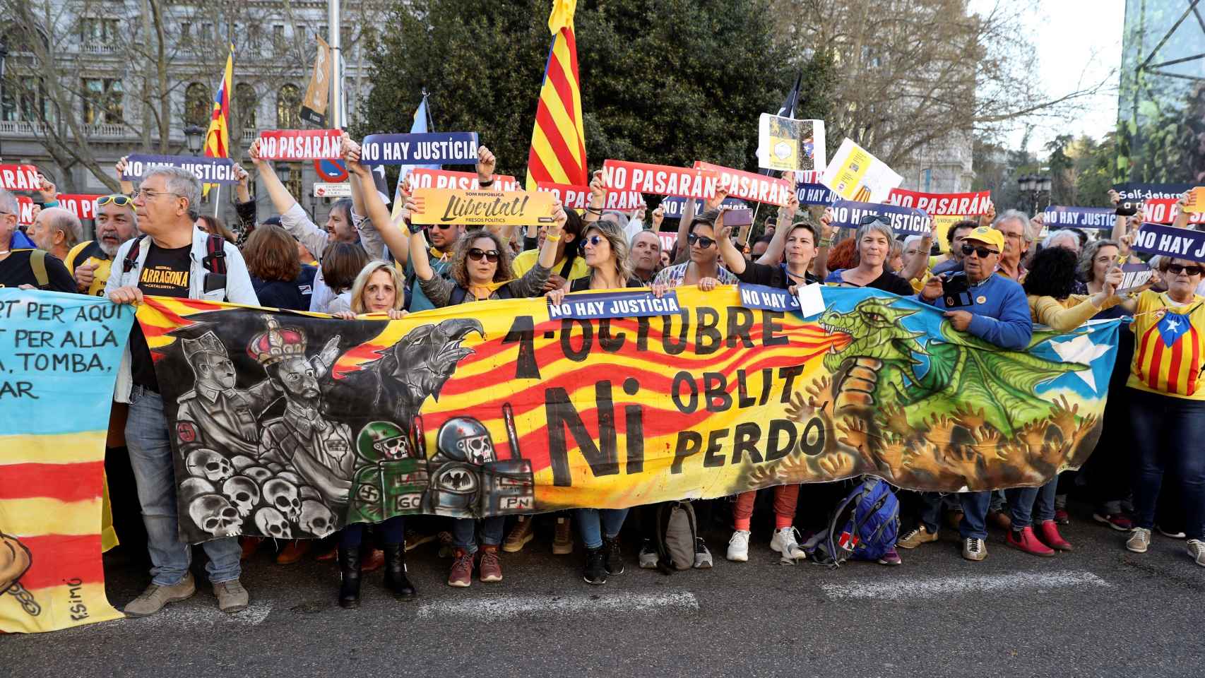 Manifestantes independentistas, en las calles de Madrid.
