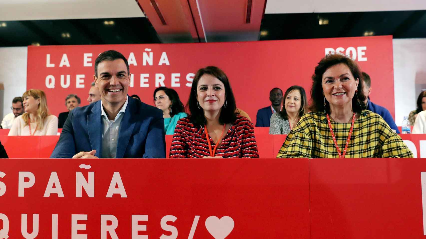 Pedro Sánchez, Adriana Lastra y la vicepresidenta Carmen calvo, en el Comité Federal del PSOE.
