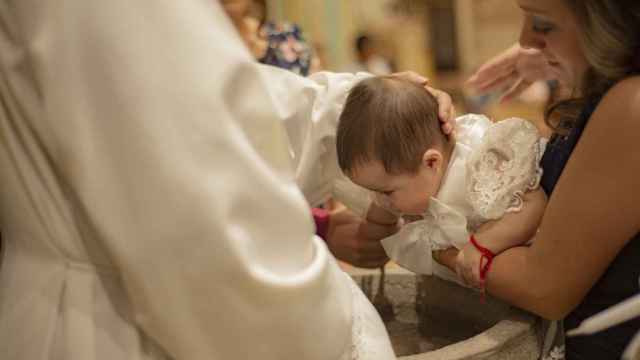 La clave para ir elegante a un bautizo es la sobriedad