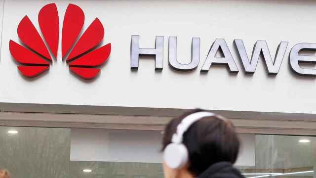 China pide a la UE libre competencia y denuncia el intento de hundir a Huawei