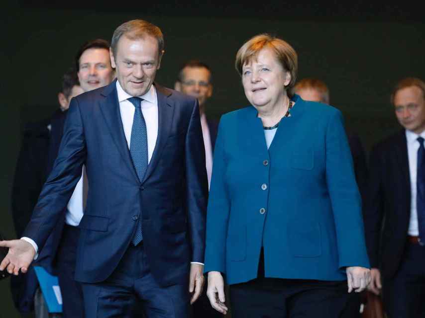 Tusk ha visitado este lunes a Merkel en Berlín para preparar la decisión sobre el 'brexit'