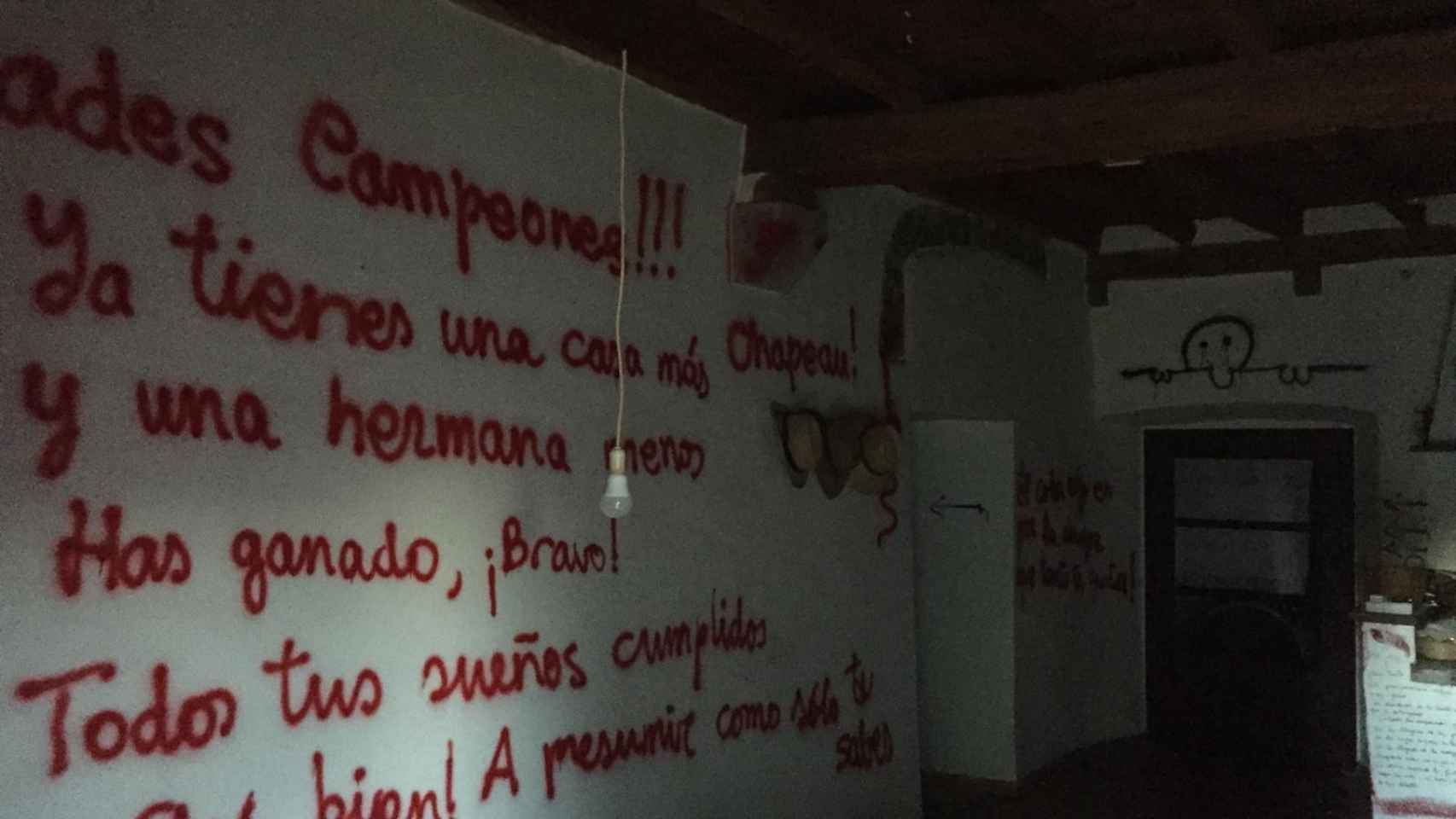 Conxita escribió mensajes en la pared antes de suicidarse