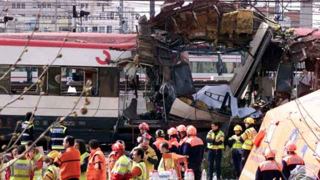 Aspecto de uno de los trenes tras el atentado del 11-M de 2004 en Madrid.