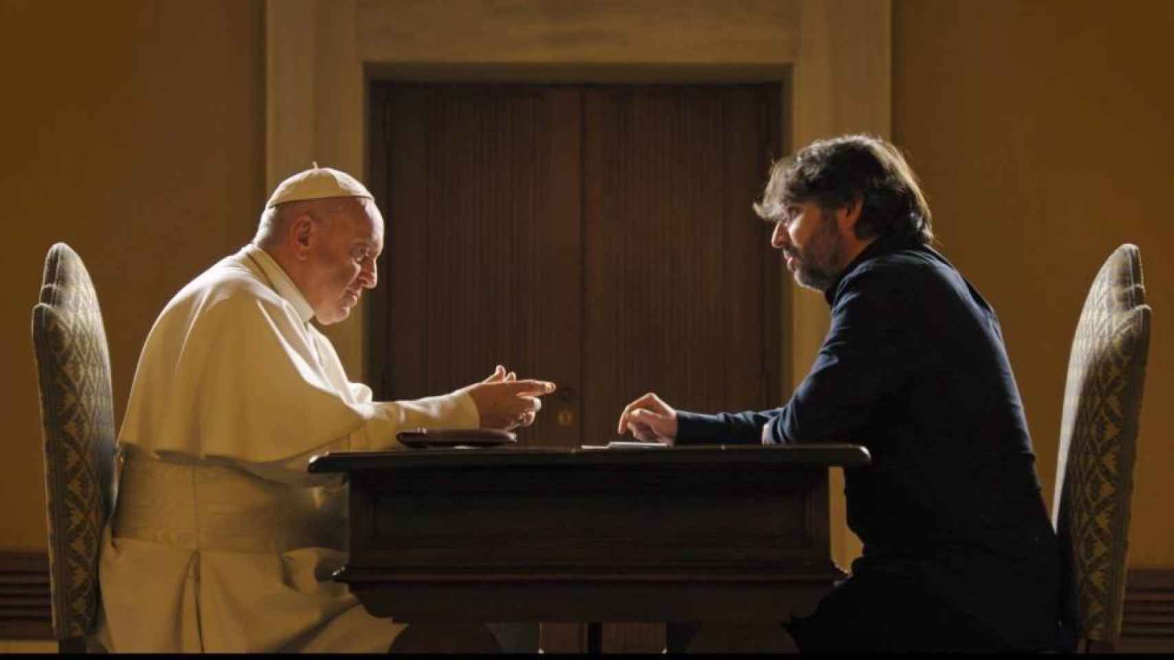 El Papa y Évole durante la entrevista que se emitirá este domingo en 'Salvados'