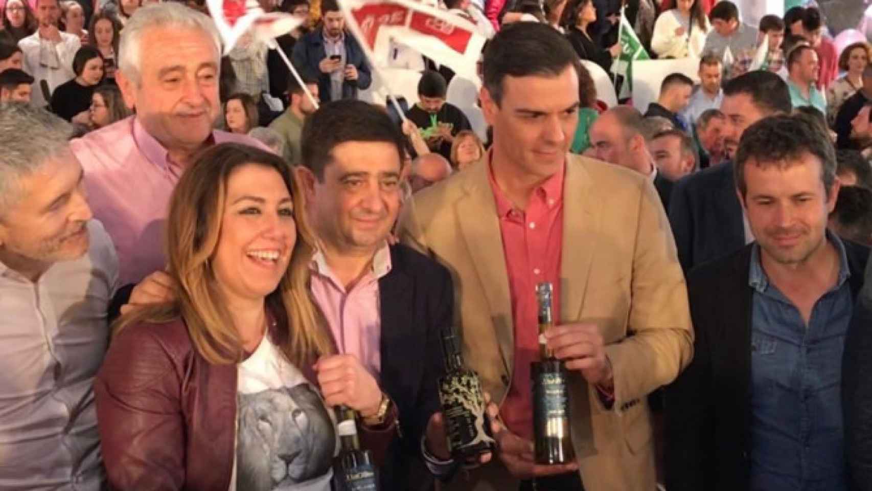 Susana Díaz y Pedro Sánchez, junto a Grande Marlaska y los líderes andaluces del PSOE, en Jaén