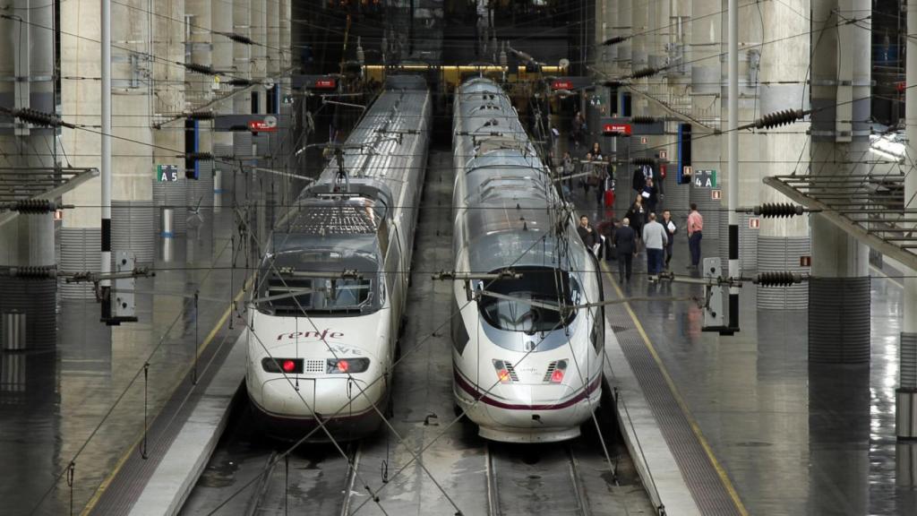 Imagen de archivo de trenes AVE.