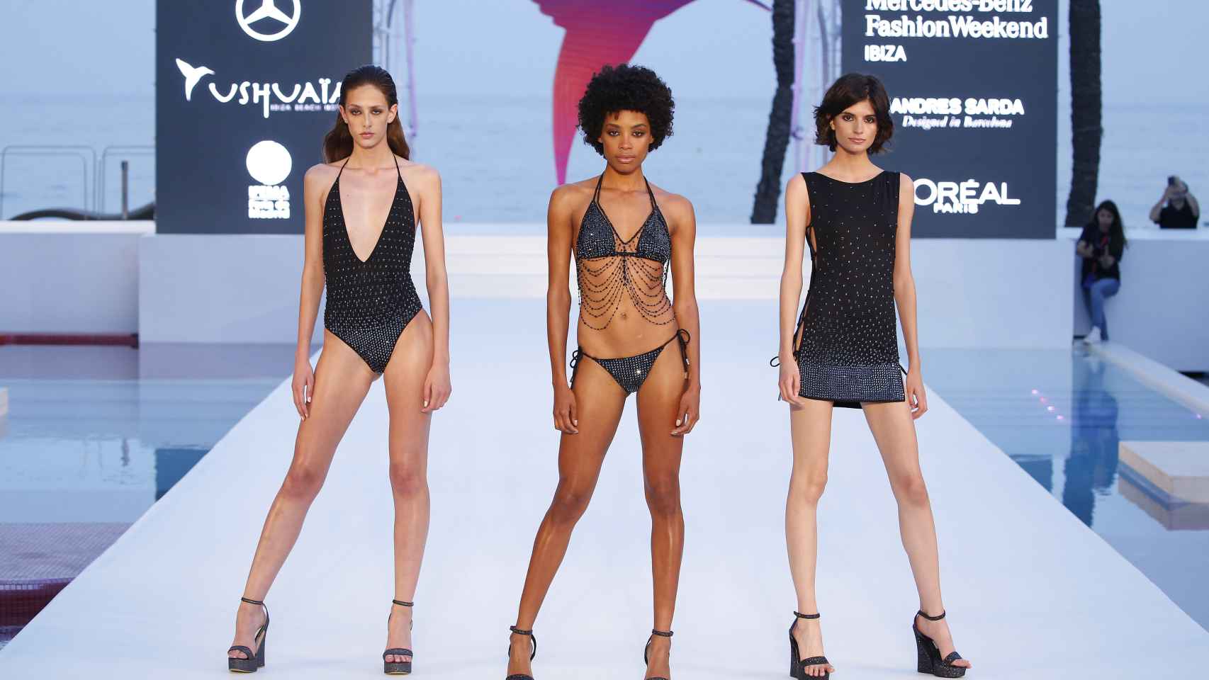 Modelos desfilando en la Mercedes-Benz Fashion Week Ibiza