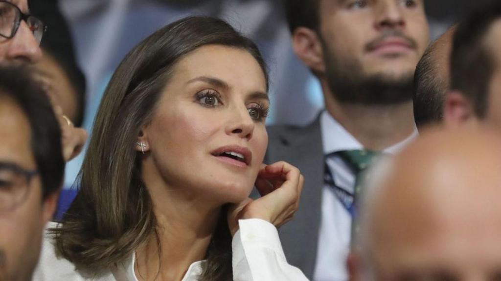 La reina Letizia, acompañando a la Sección Española de Baloncesto Femenino en la final de la Copa del Mundo FIBA Tenerife 2018.