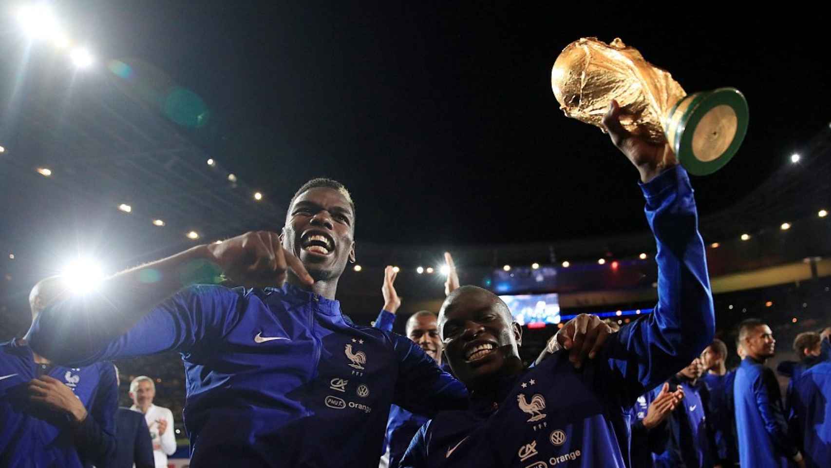 Pogba y Kanté celebrando el Mundial