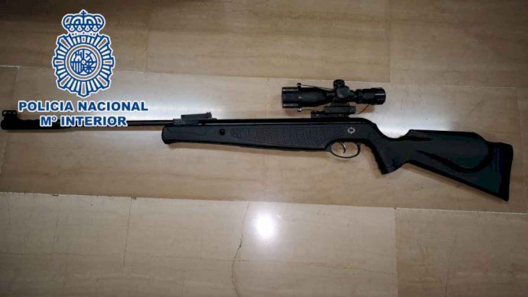 El rifle de aire comprimido intervenido al hombre de 58 años, en Alicante.